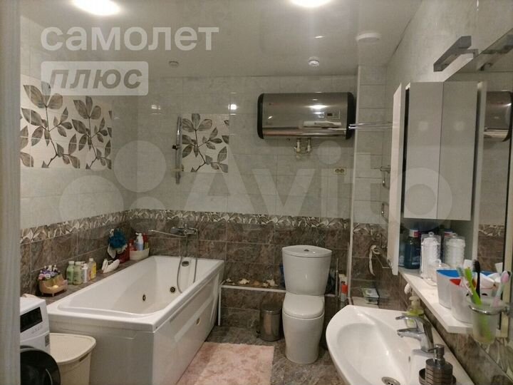 3-к. квартира, 91 м², 4/10 эт.