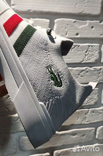 Кроссовки женские Lacoste