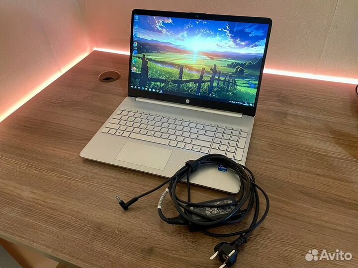 Ноутбук HP Laptop 16GB DDR4