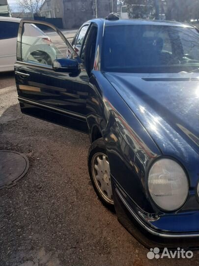 Mercedes-Benz E-класс 2.4 AT, 1998, 70 000 км