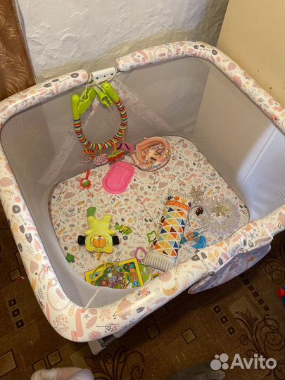 Манеж детский складной