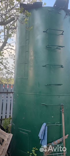 Бак для воды на дачу