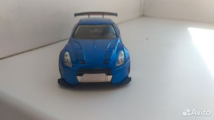 Jada 1:32 Nissan GTR R35