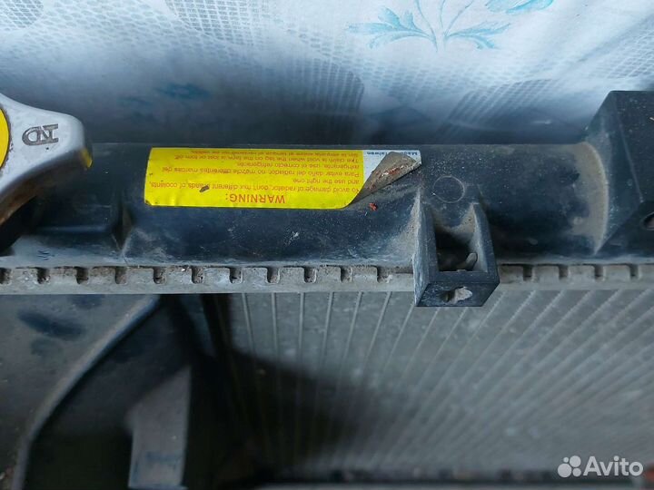 Радиатор охлаждения мицубиси кольт g13