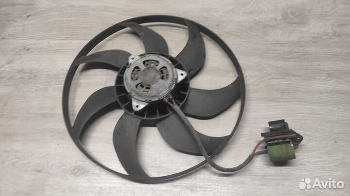 Вентилятор радиатора Opel Insignia