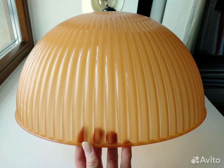 Люстра, абажур пластиковый оранжевый новый