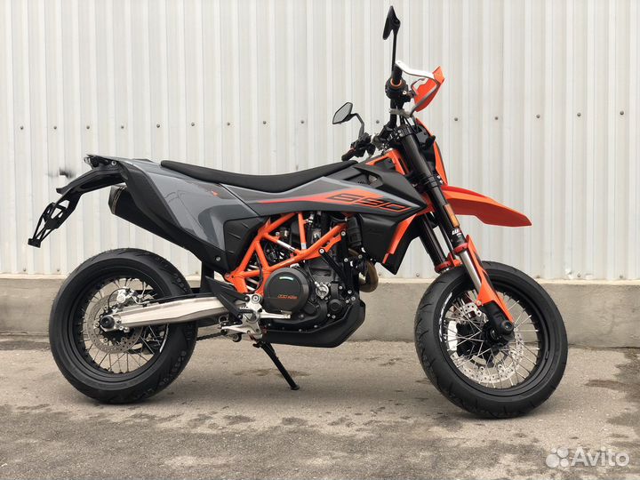 KTM 690 SMC R новый в наличии