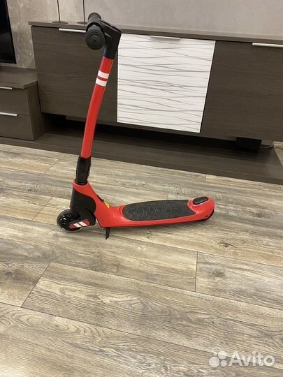 Детский электросамокат