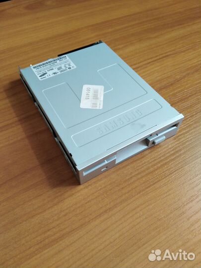 Дисковод 3.5