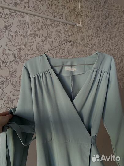 Платье зеленое вечернее 42