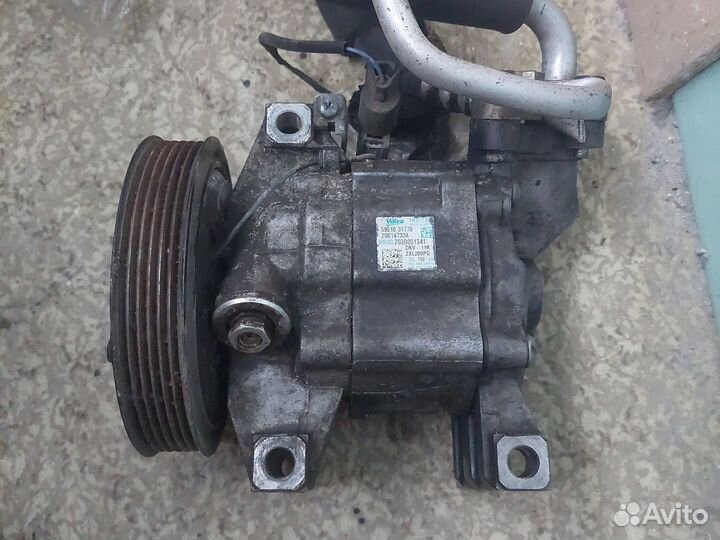 Компрессор кондиционера Ниссан Алмера