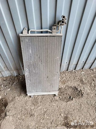 Volkswagen polo радиатор кондиционера