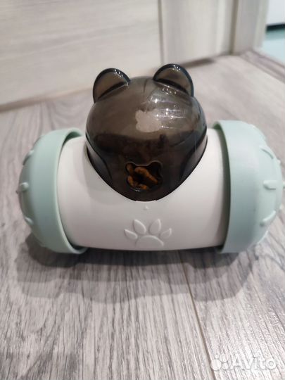 Игрушка кормушка для собаки