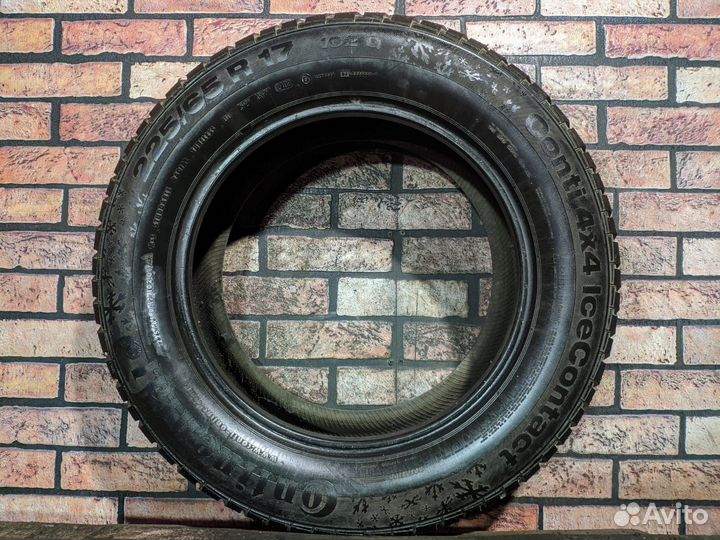 Continental Conti4x4IceContact 225/65 R17