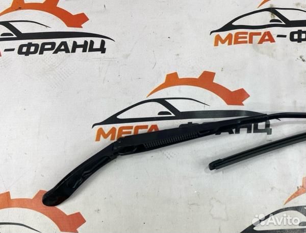 Дворник лобового стекла передний правый Citroen С4