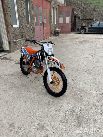 Мотоцикл эндуро