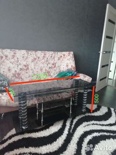 Стеклянная тумба