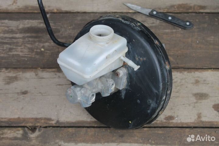 Вакуумный усилитель тормозов Рено Логан Logan1