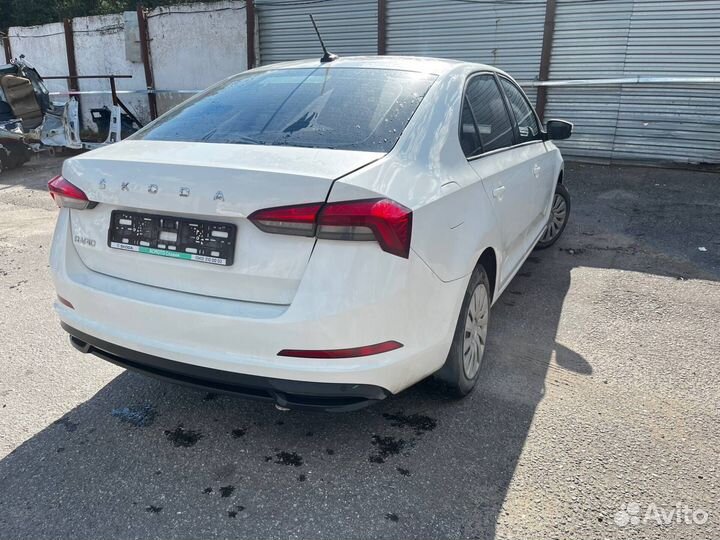 Автомобиль на запчасти Skoda Rapid