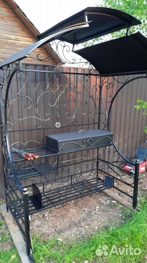 Мангал с крышей