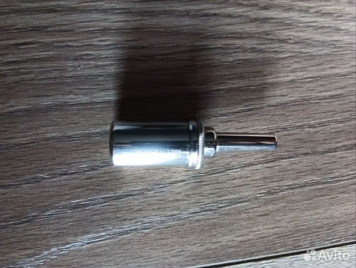 Бесприжимка для валторны
