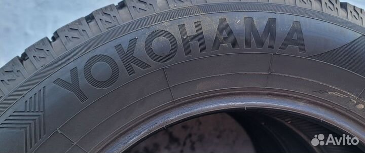 Bridgestone Blizzak Spike-01 205/70 R15