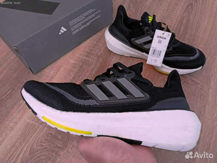 Кроссовки для бега adidas ultraboost 23