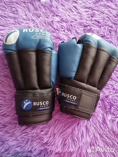 Перчатки для рукопашного боя 10