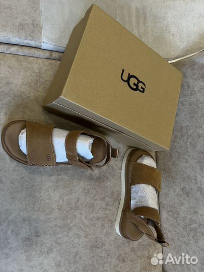 Сандалии женские UGG