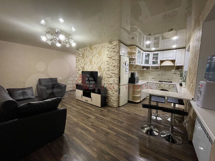 3-к. квартира, 56 м², 2/5 эт.