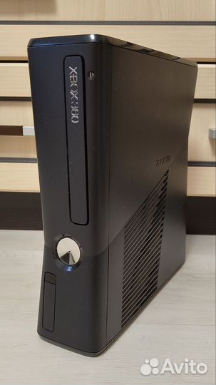 Xbox 360 Slim Freeboot