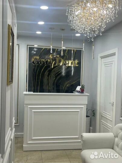 Под заказ Стол ресепшн Пьетра