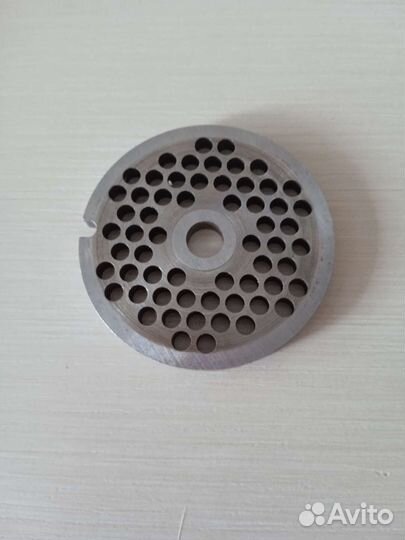 Нож и решетки для мясорубки