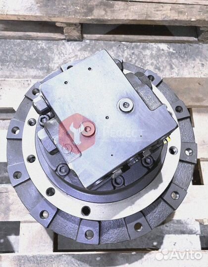 Бортовой редуктор Hitachi ZX80SB-hcme 9224123