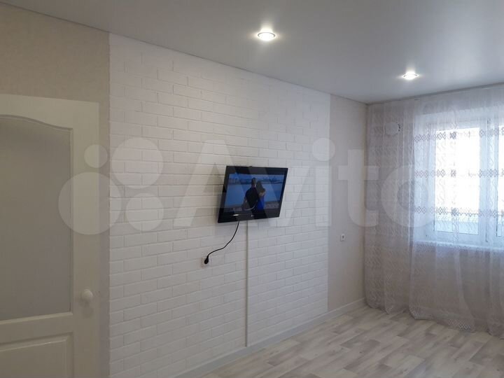 2-к. квартира, 57 м², 5/10 эт.