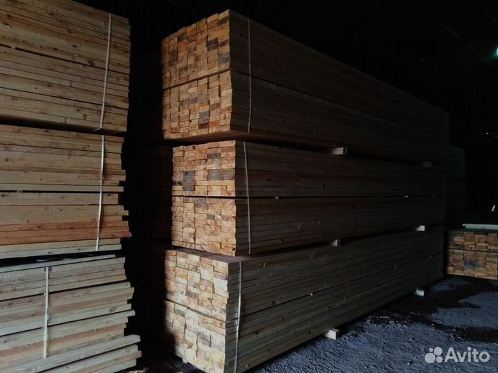 Надежные доски сосны для строительства и ремонта