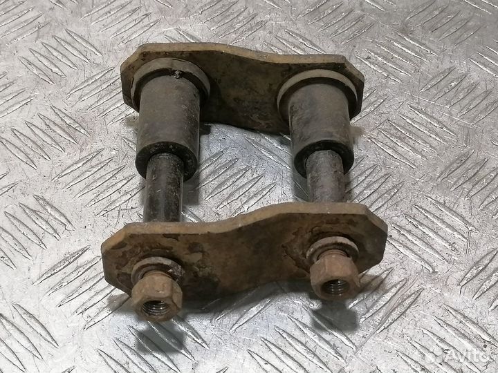 Кронштейн Mitsubishi L200 2006-2016