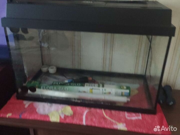 Аквариум с тумбой бу