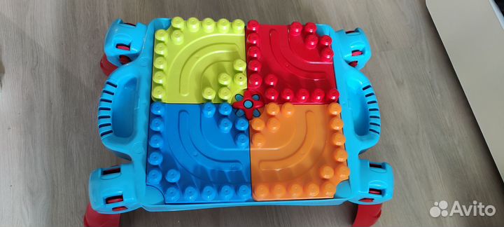 Конструктор Mega bloks, стол, грузовик
