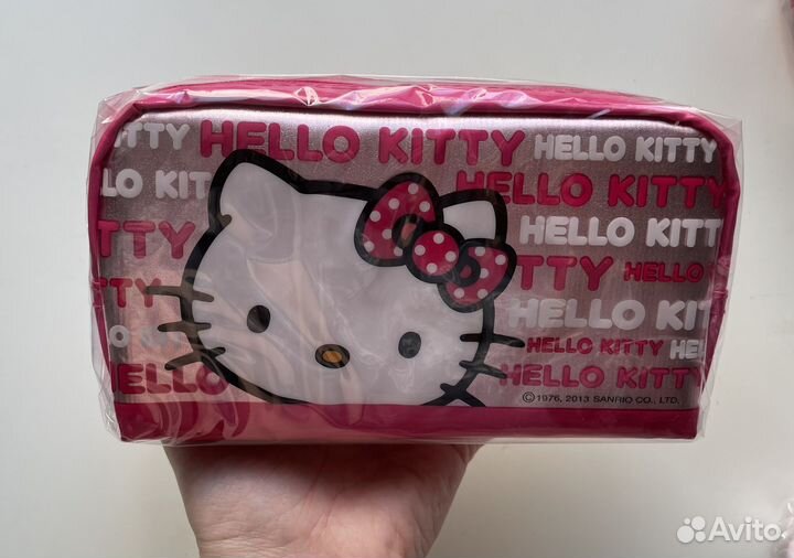 Косметичка Hello Kitty Sanrio оригинал