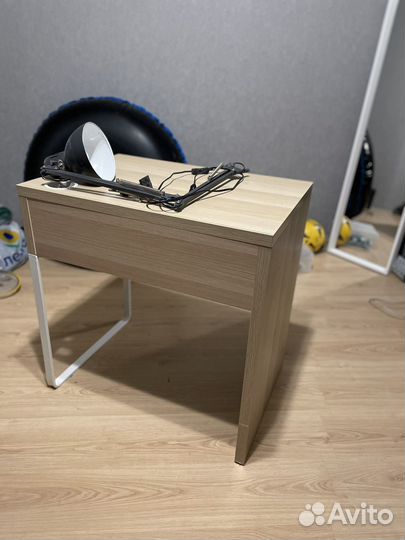 Письменный стол IKEA