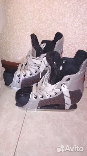 Коньки хоккейные Larsen Аlex,34 размер