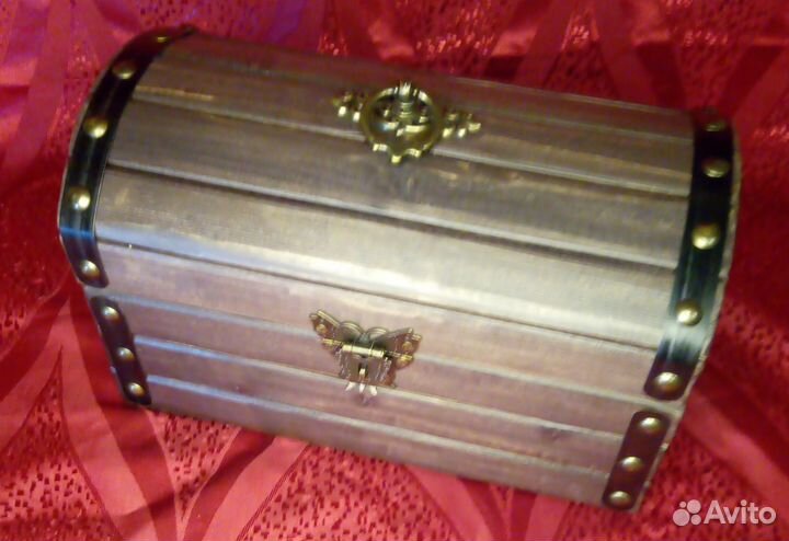 Сундук-шкатулка