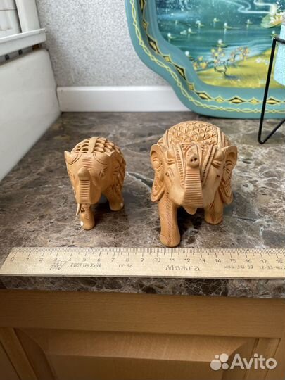 Статуэтки слоников из дерева