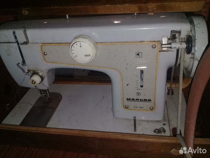 Швейная машинка Мальва