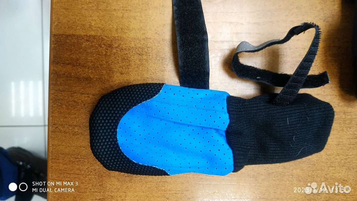 Сапожки зимние для маленьких и средних собак