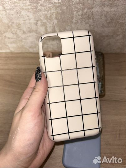 Чехол на iPhone 11