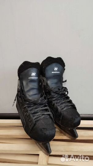 Коньки хоккейные