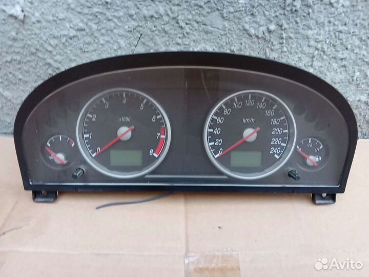 Форд Мондео 3. Панель приборов (мили)