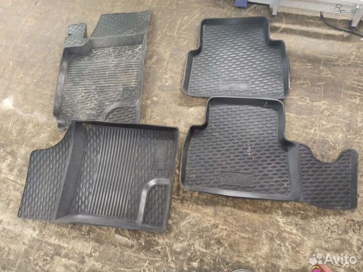 Автомобильные коврики резиновые Hyundai Getz